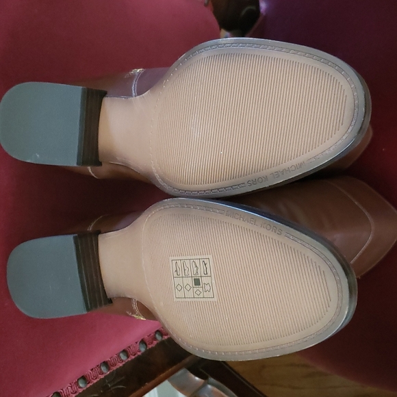 Michael Kors Brown Boots - Picture 4 of 7